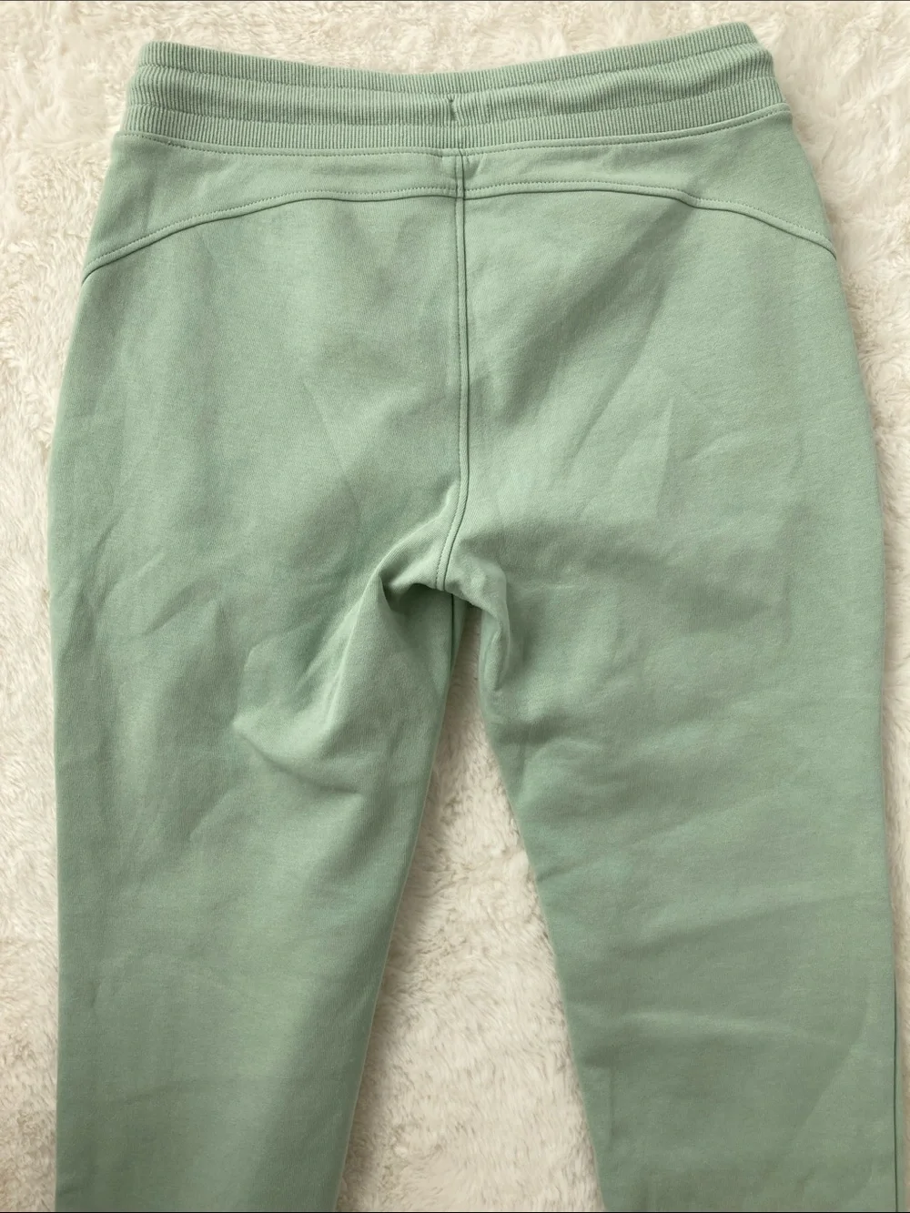 SALE! 50% Off Old Navy Kids Sage Green Zip-Pocket Jogger Sweatpants Size L 10-12